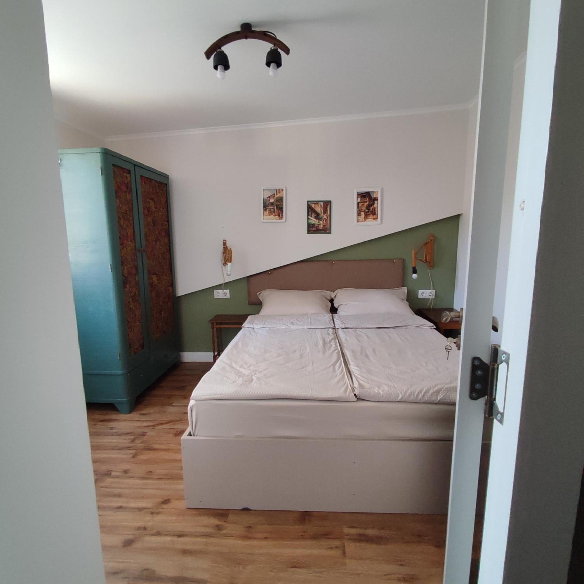 Отель 9 Doors Тбилиси Экстерьер фото