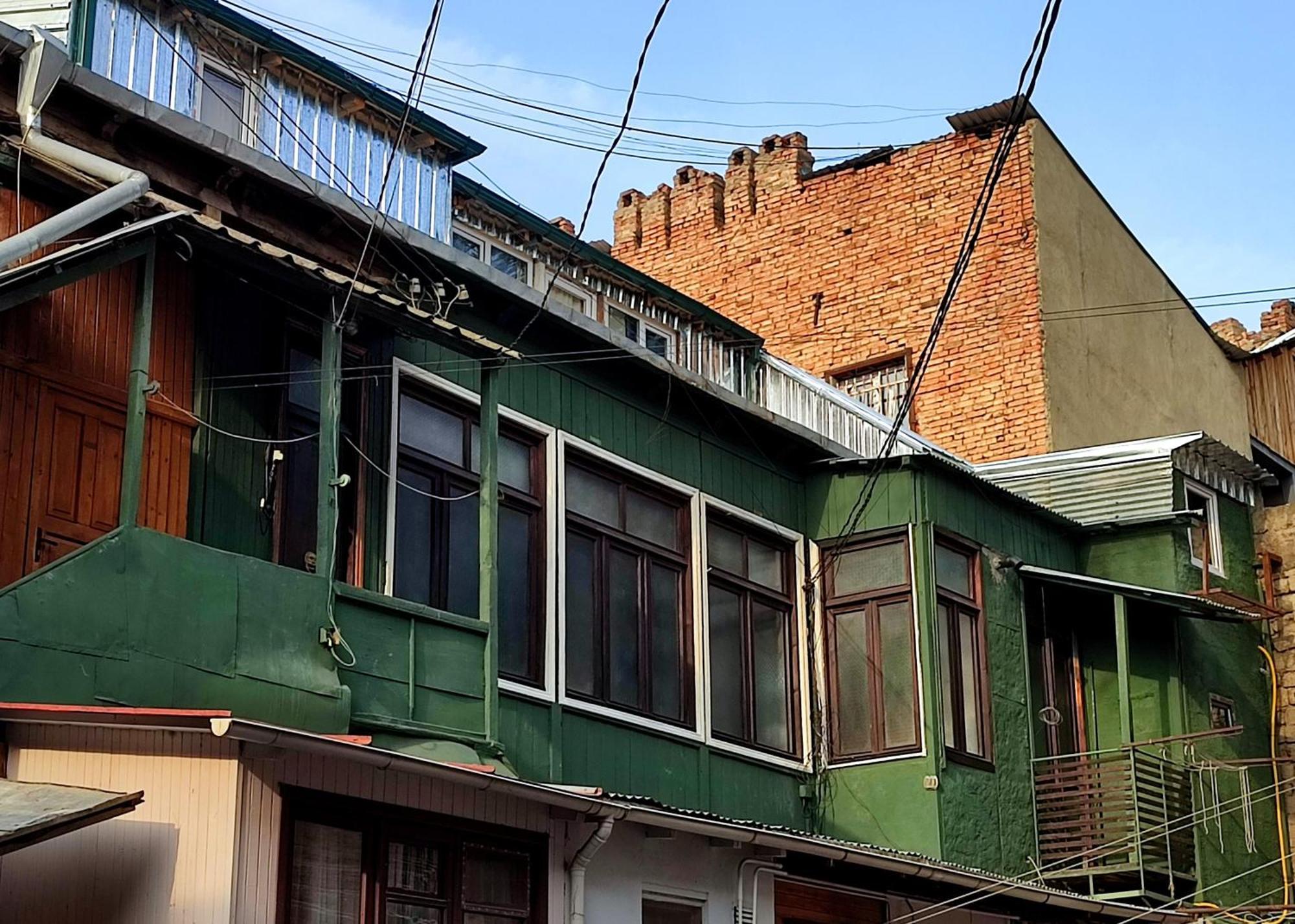 Отель 9 Doors Тбилиси Экстерьер фото