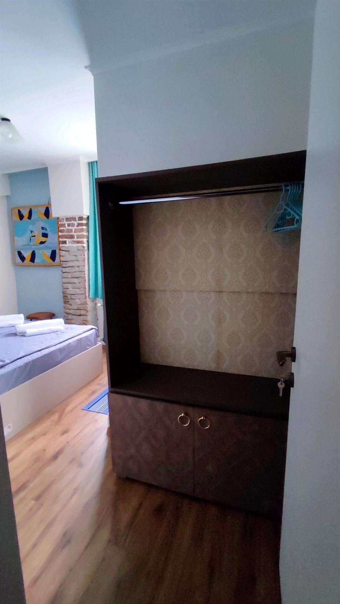 Отель 9 Doors Тбилиси Экстерьер фото